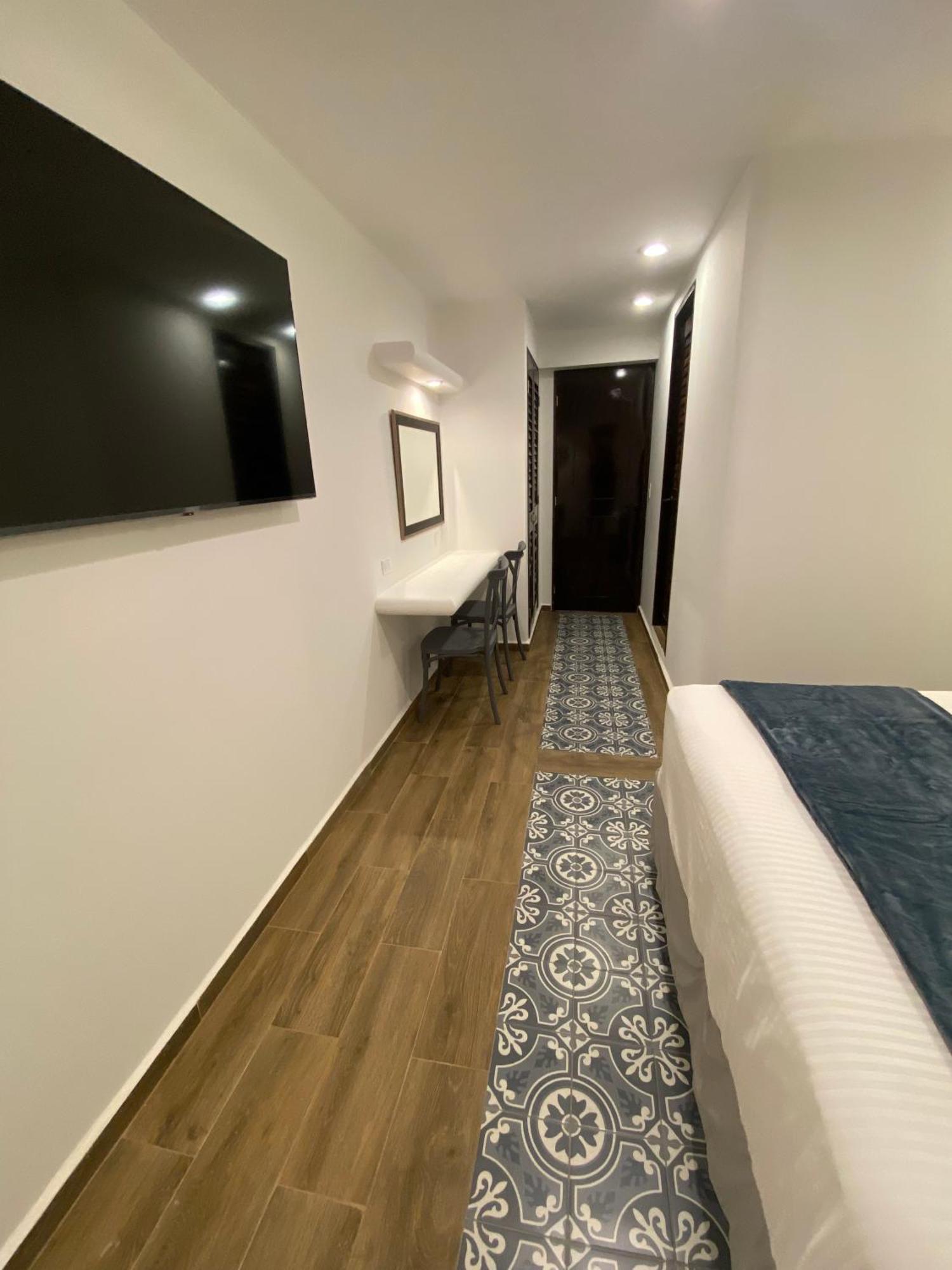 Hotel Tierra Marina Centro Historico マサトラン エクステリア 写真