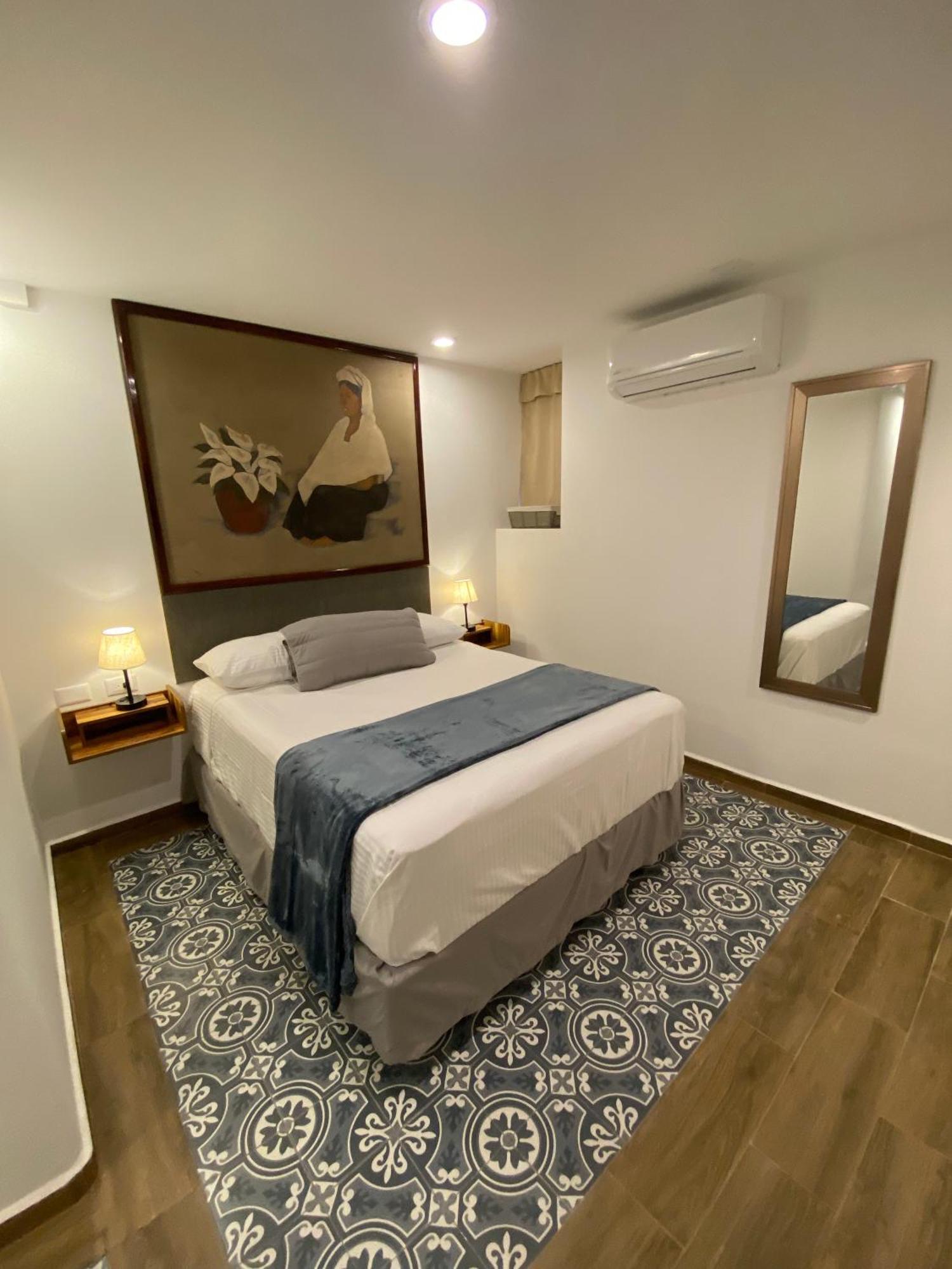 Hotel Tierra Marina Centro Historico マサトラン エクステリア 写真